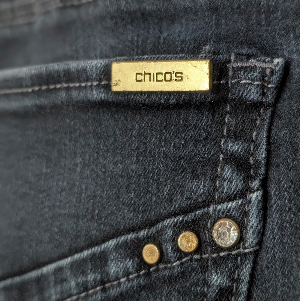 NWOT Chico's So Slimming Women's Denim Jean Size 2.5 Crystal Short length